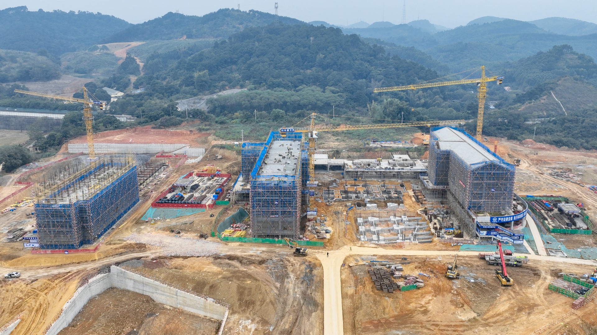 龍景六小、十二中_副本